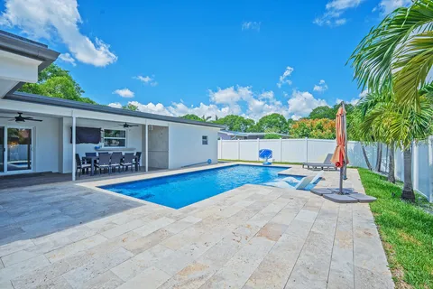 $775,000 | 8651 Northwest 18th Street, Pembroke Pines, FL 33024