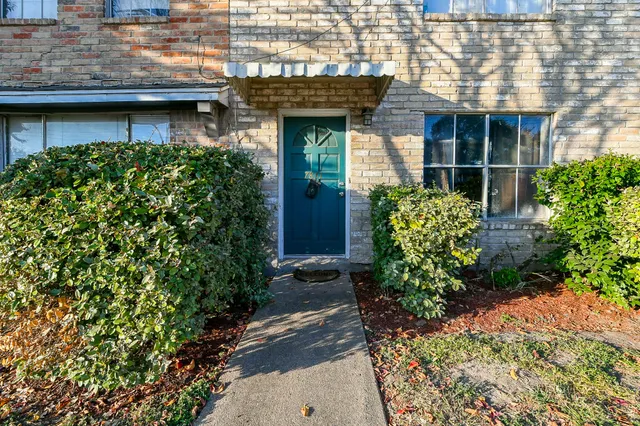 $110,000 | 7851 Fuqua Street, Houston, TX 77075