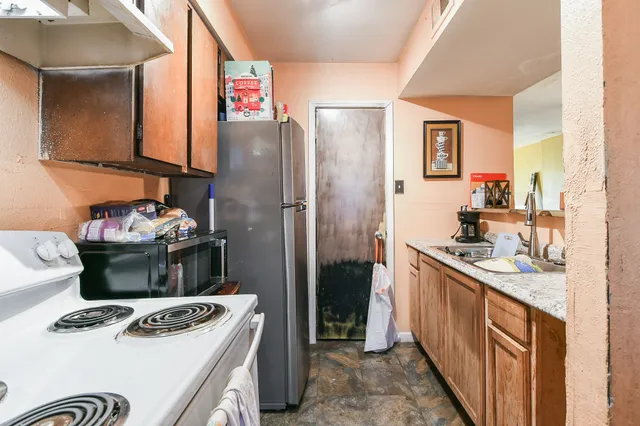 $110,000 | 7851 Fuqua Street, Houston, TX 77075