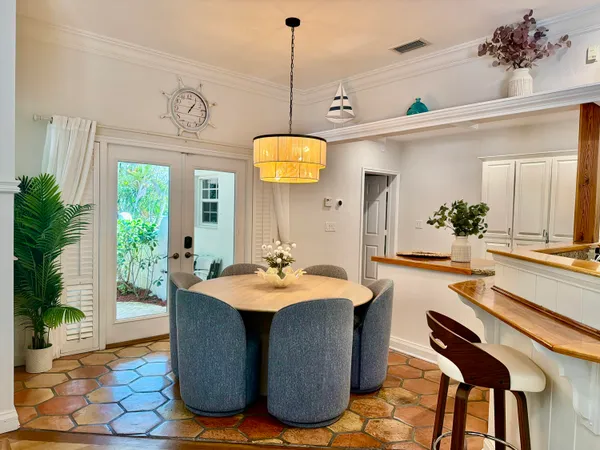 $18,000 | 302 Northwest 11th Street, Delray Beach, FL 33444