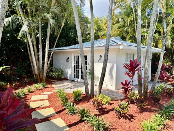 $18,000 | 302 Northwest 11th Street, Delray Beach, FL 33444