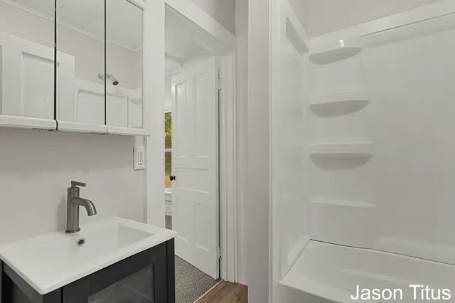 $199,900 | 814 Main Street, Nashville, MI 49073