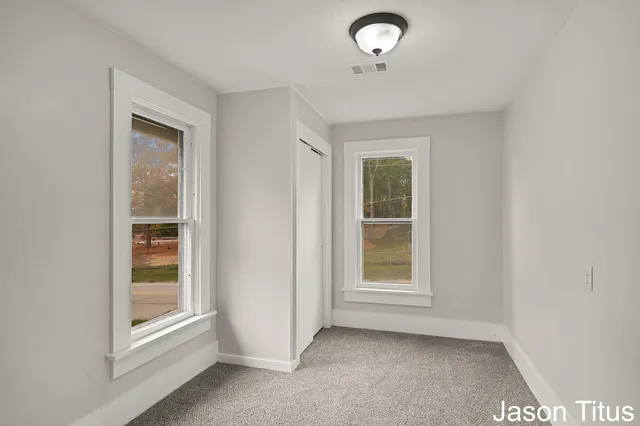 $199,900 | 814 Main Street, Nashville, MI 49073