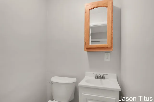 $199,900 | 814 Main Street, Nashville, MI 49073