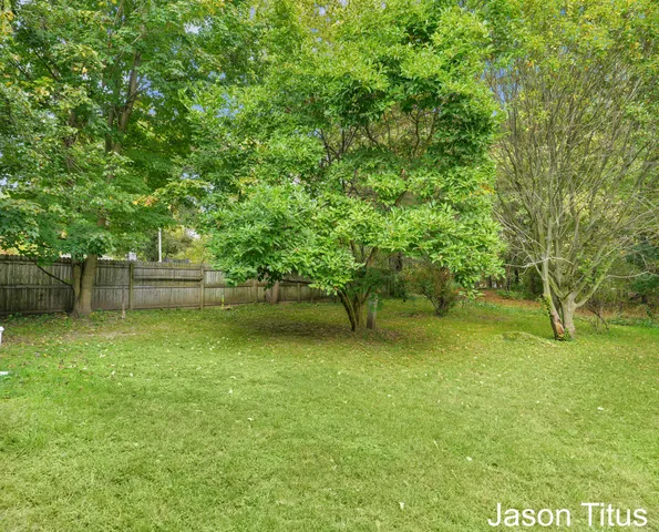 $199,900 | 814 Main Street, Nashville, MI 49073