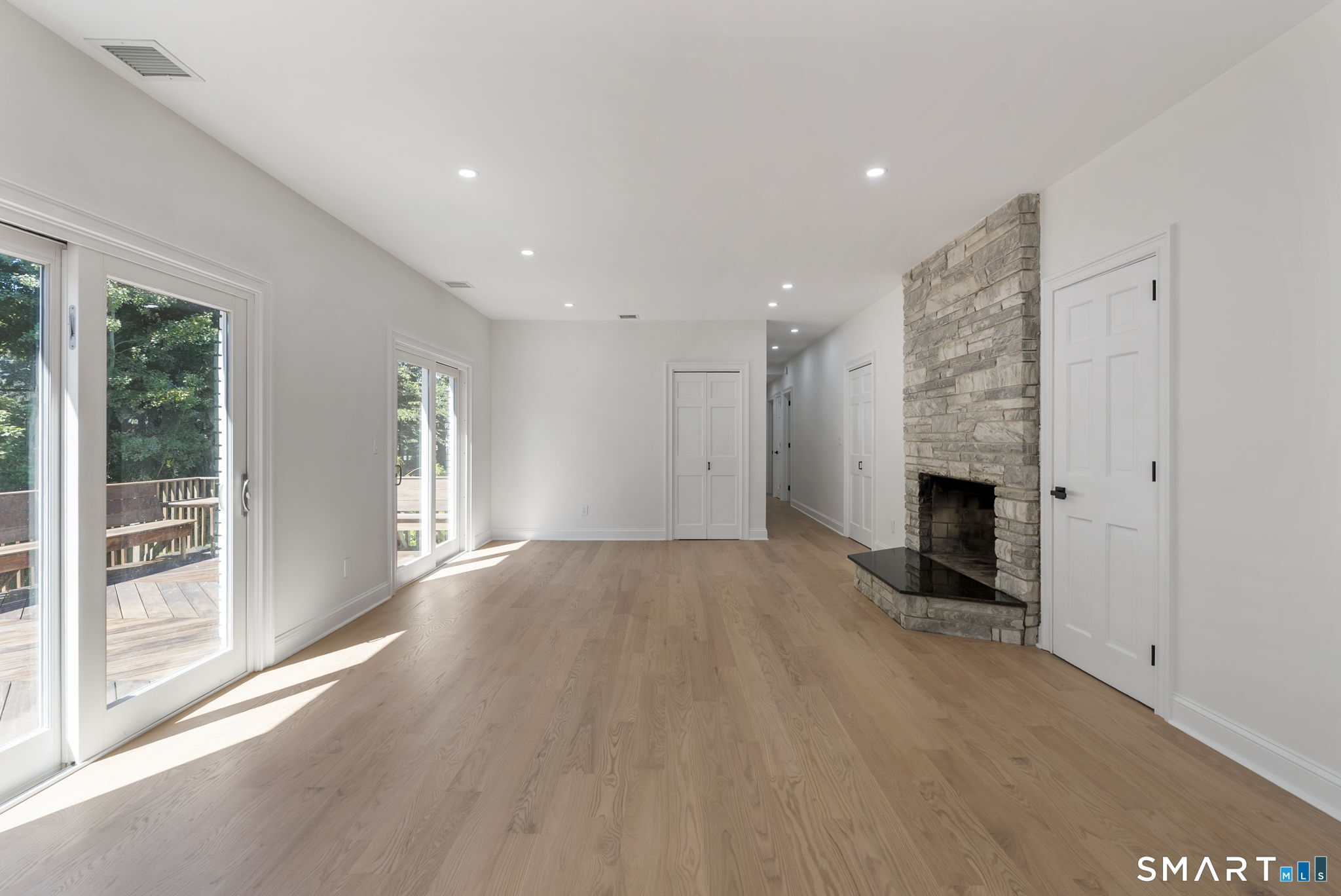 61 Flagg Road West Hartford, CT 06117 - Photo 21 of 39 Family room