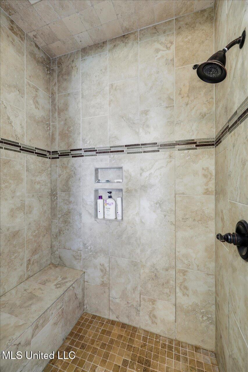 162 Speers Valley Road Brandon, MS 39042 - Photo 29 of 40 29-162 Speers Valley Rd _ Home Tours MS