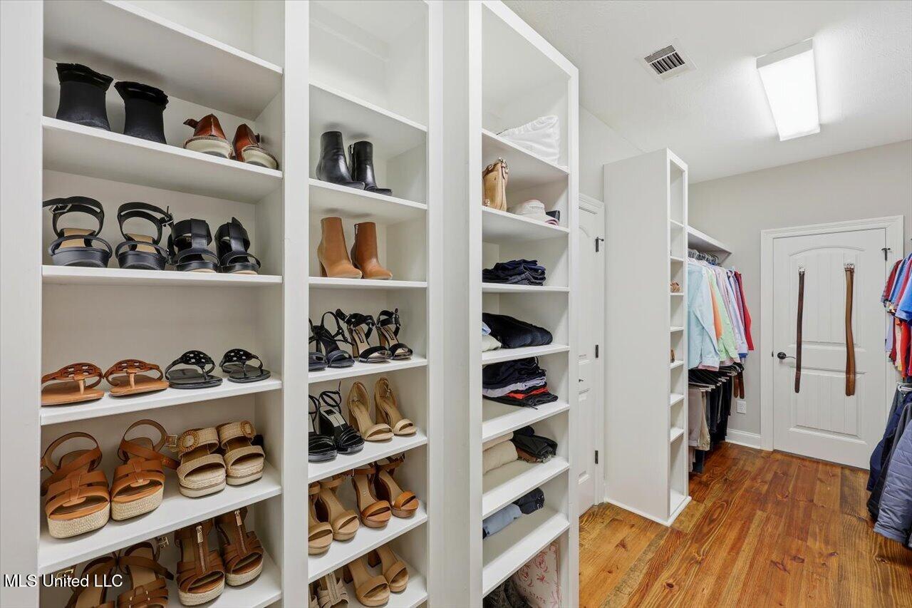 162 Speers Valley Road Brandon, MS 39042 - Photo 30 of 40 30-162 Speers Valley Rd _ Home Tours MS