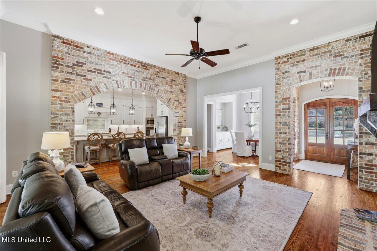 162 Speers Valley Road Brandon, MS 39042 - Photo 9 of 40 09-162 Speers Valley Rd _ Home Tours MS