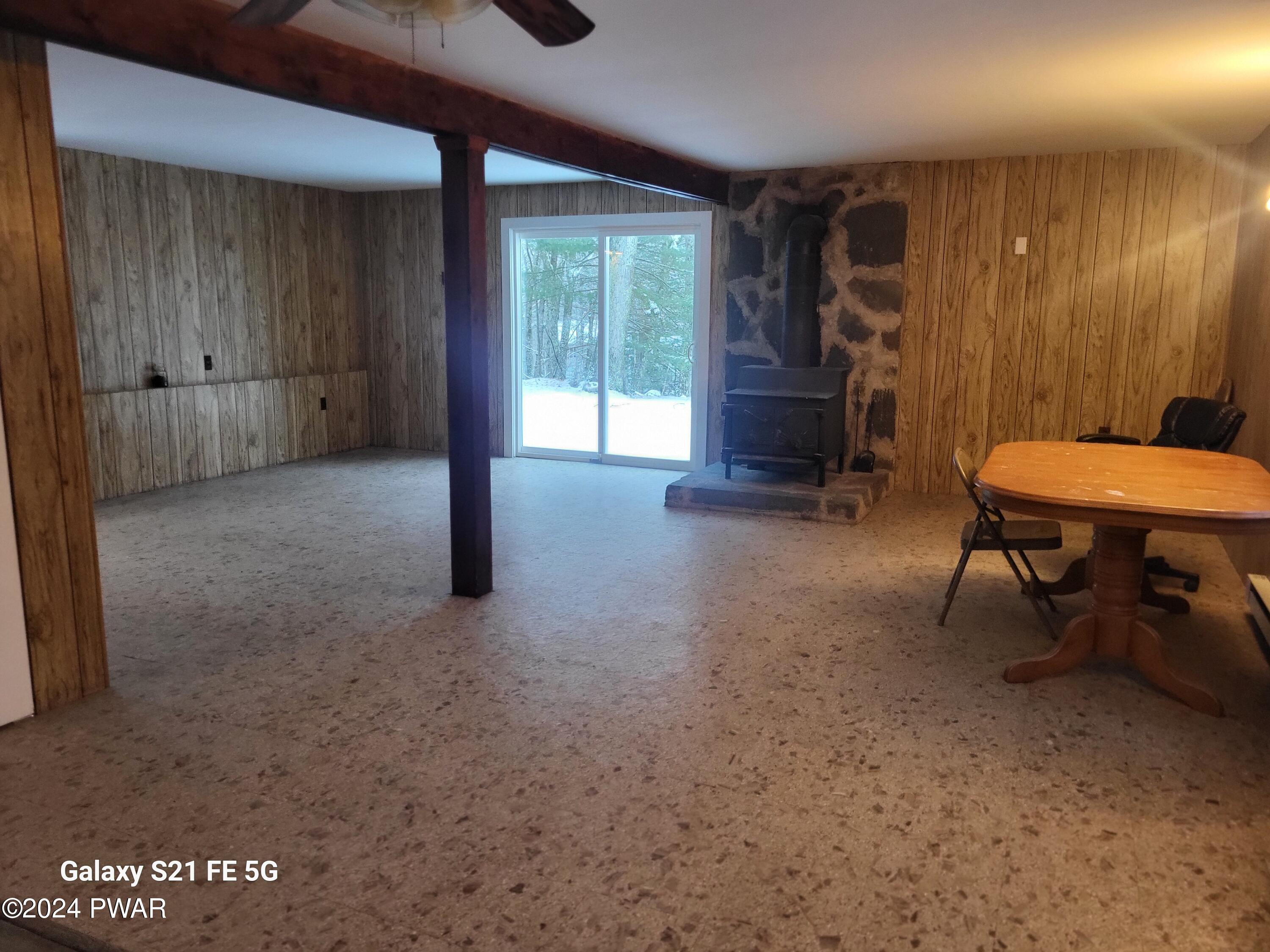 147 Oneida Road Shohola, PA 18458 - Photo 7 of 25
