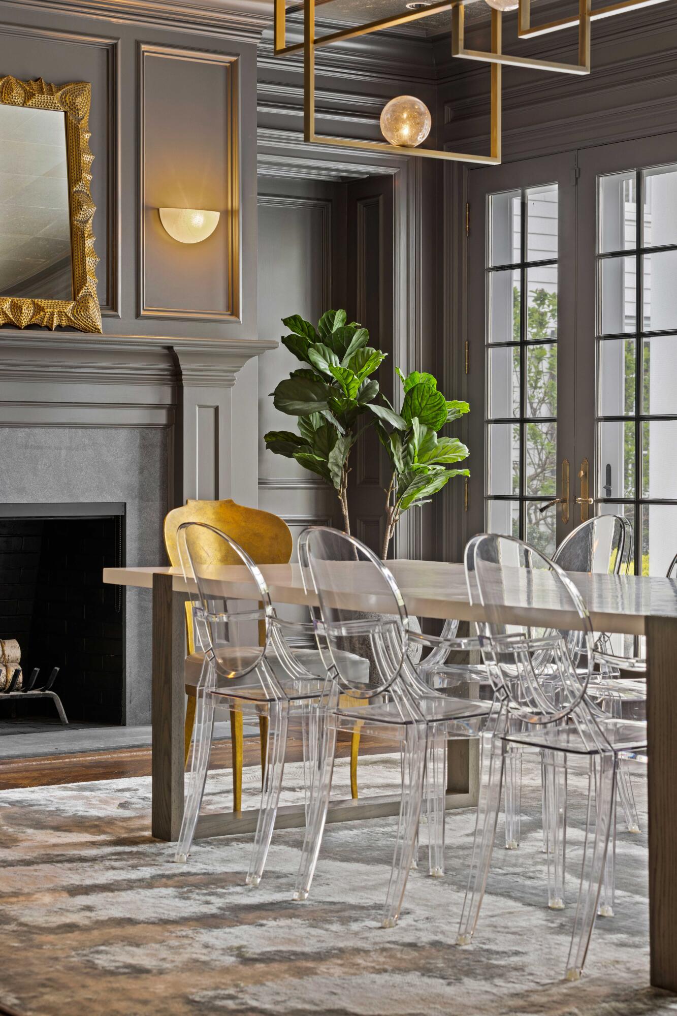 625 Oenoke Ridge New Canaan, CT 06840 - Photo 15 of 40 a vase of flowers sitting on a table