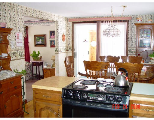 31 Malboeuf Road Ware, MA 01082 - Photo 4 of 13
