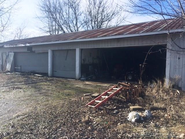 8841 35 Mile Road Romeo, MI 48065 - Photo 8 of 9
