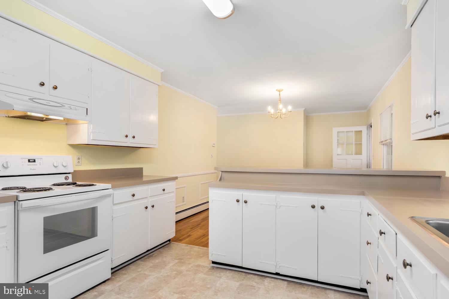8166 Bozman Neavitt Road St. Michaels, MD 21663 - Photo 8 of 33 Kitchen