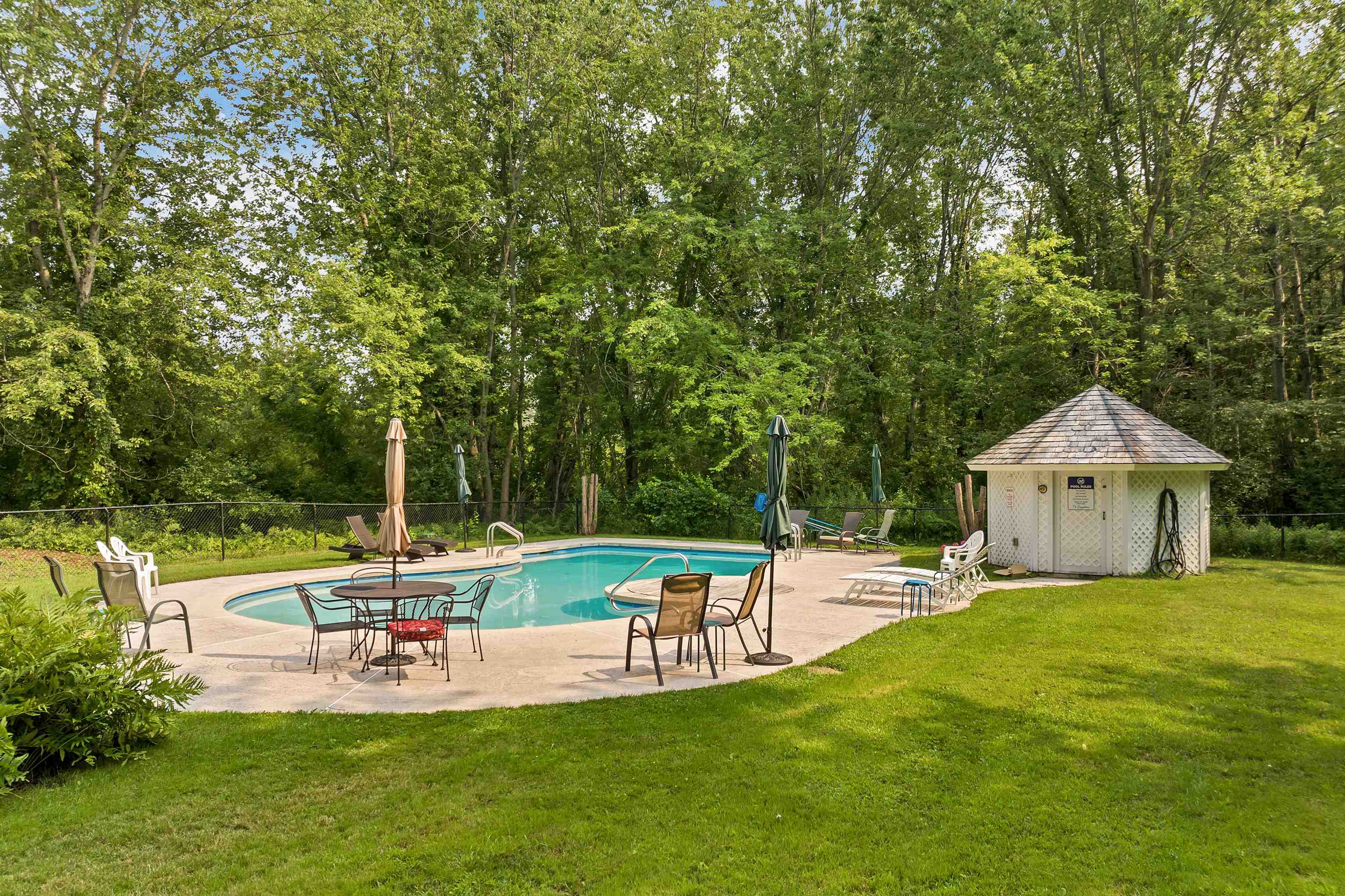 1 Farmhouse Road, Unit 1 Wolfeboro, NH 03894 - Photo 37 of 44 Gallery Image 37