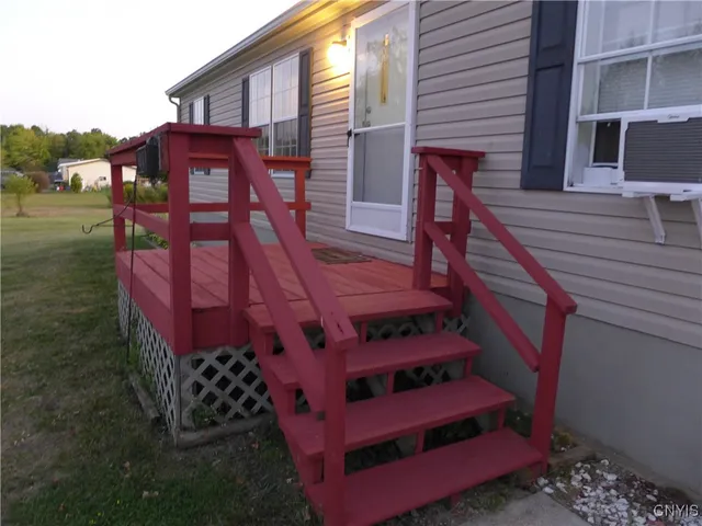 $285,000 | 37423 Greenizen Road, Clayton, NY 13624