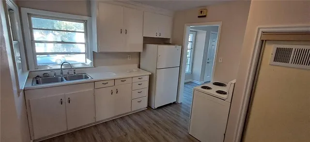 $900 | 1819 South 24th Street, St. Joseph, MO 64507