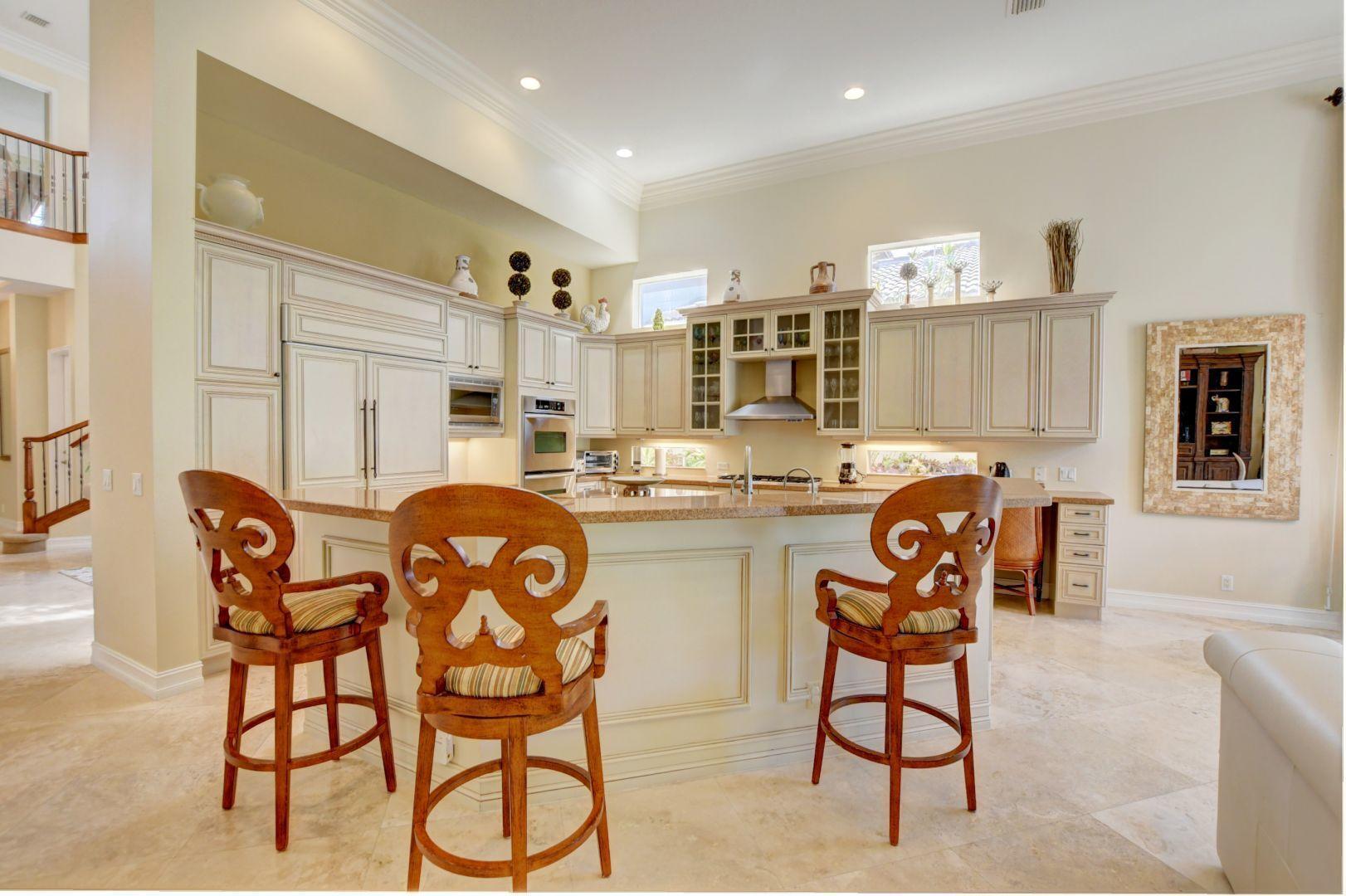 17739 Lake Azure Way Boca Raton, FL 33496 - Photo 11 of 54 Island