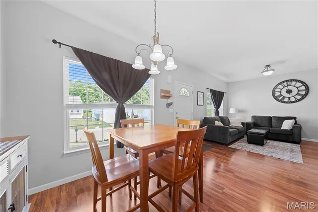 $269,900 | 978 San Luis Drive, Fenton, MO 63026