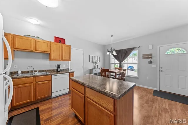 $269,900 | 978 San Luis Drive, Fenton, MO 63026