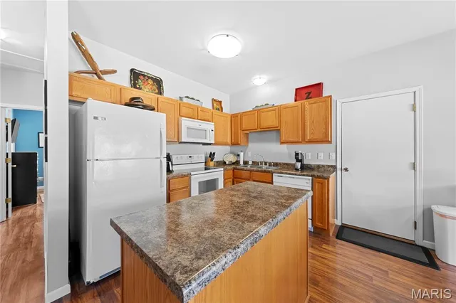 $269,900 | 978 San Luis Drive, Fenton, MO 63026