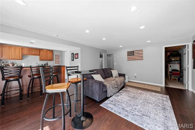 $269,900 | 978 San Luis Drive, Fenton, MO 63026