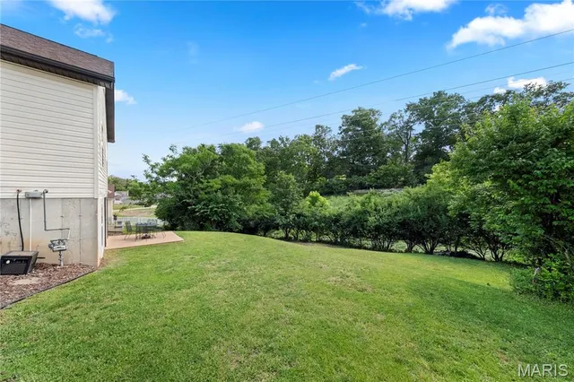 $269,900 | 978 San Luis Drive, Fenton, MO 63026