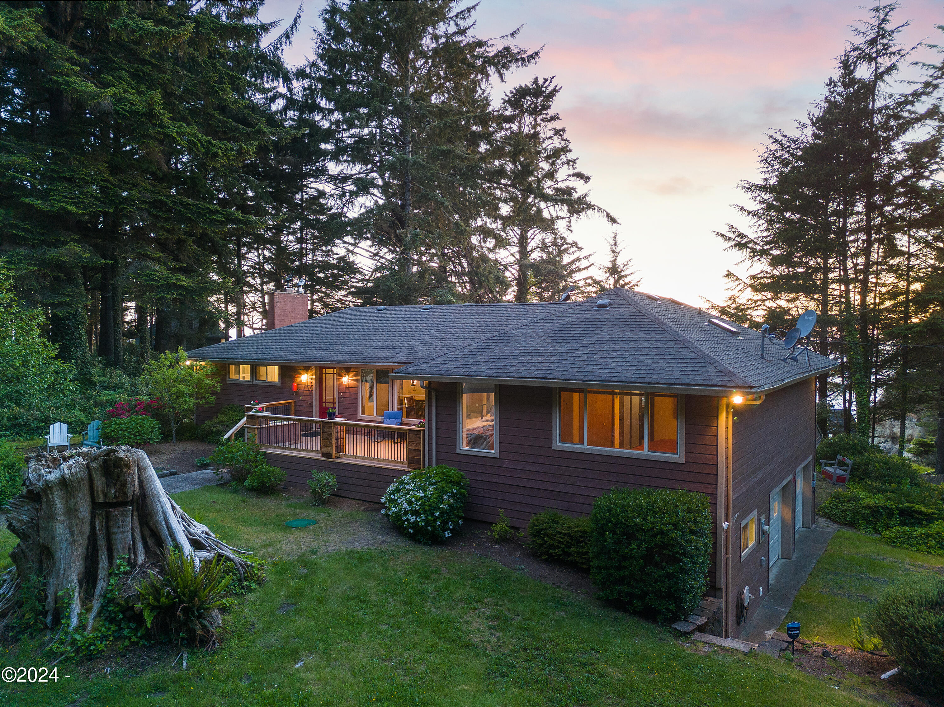 2275 Highway 101 Depoe Bay, OR 97341 - Photo 61 of 61 Twilight Magic