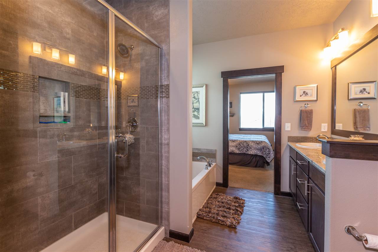 18403 Selkirk Estates Road Greenacres, WA 99016 - Photo 14 of 20 Gallery Image 14