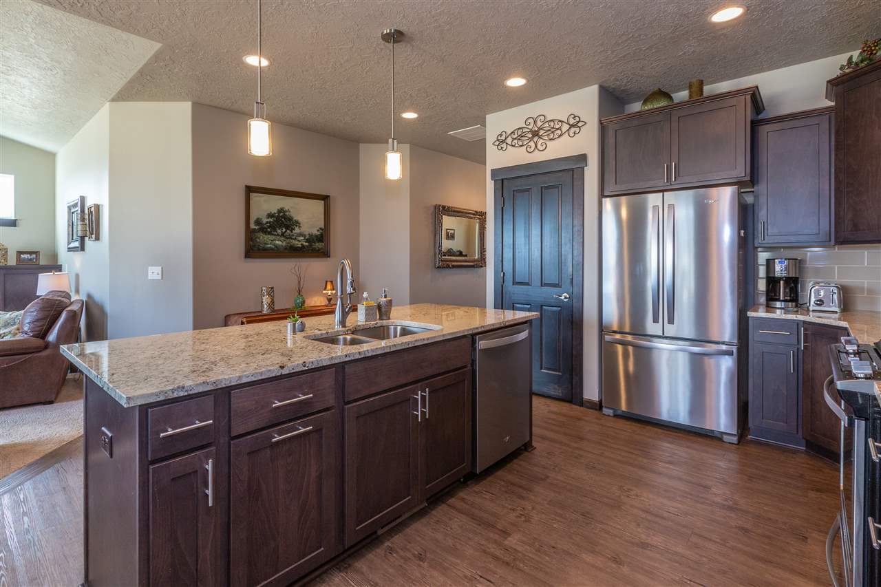 18403 Selkirk Estates Road Greenacres, WA 99016 - Photo 8 of 20 Gallery Image 8