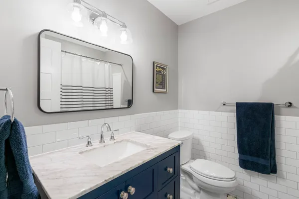 $899,900 | 3707 McNeil Drive, Austin, TX 78727