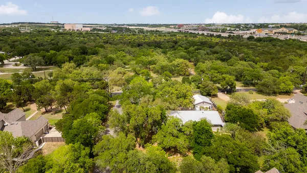 $899,900 | 3707 McNeil Drive, Austin, TX 78727