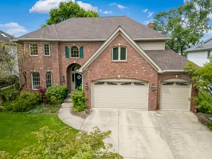 $775,000 | 9016 Darien Woods Court, Darien, IL 60561