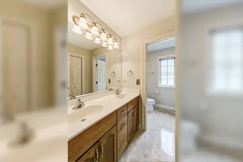 $775,000 | 9016 Darien Woods Court, Darien, IL 60561