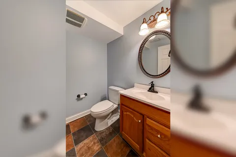 $775,000 | 9016 Darien Woods Court, Darien, IL 60561