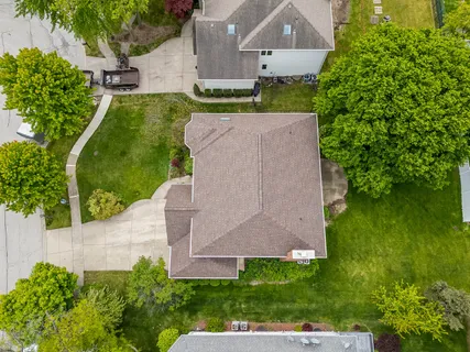 $775,000 | 9016 Darien Woods Court, Darien, IL 60561