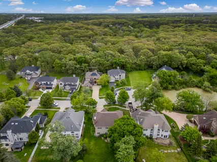 $775,000 | 9016 Darien Woods Court, Darien, IL 60561