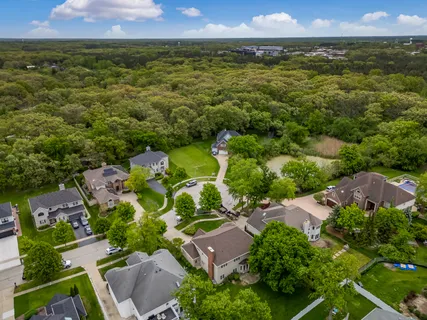 $775,000 | 9016 Darien Woods Court, Darien, IL 60561