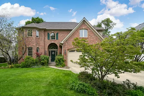 $775,000 | 9016 Darien Woods Court, Darien, IL 60561
