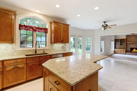 $775,000 | 9016 Darien Woods Court, Darien, IL 60561