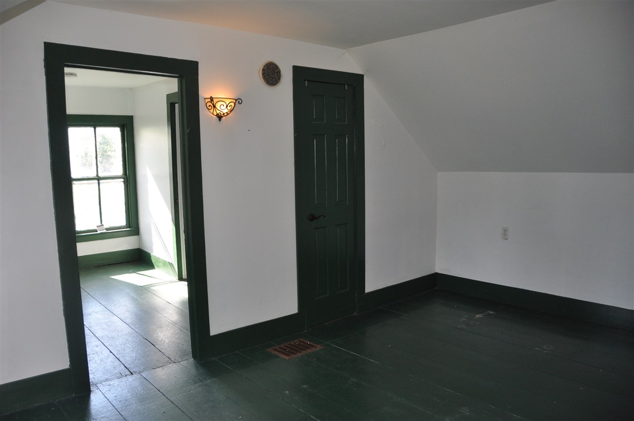 73 Maple Street Brandon, VT 05733 - Photo 23 of 37 Gallery Image 23