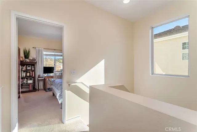 $635,000 | 27839 Skycrest Cir Drive, Unit 9, Valencia, CA 91354