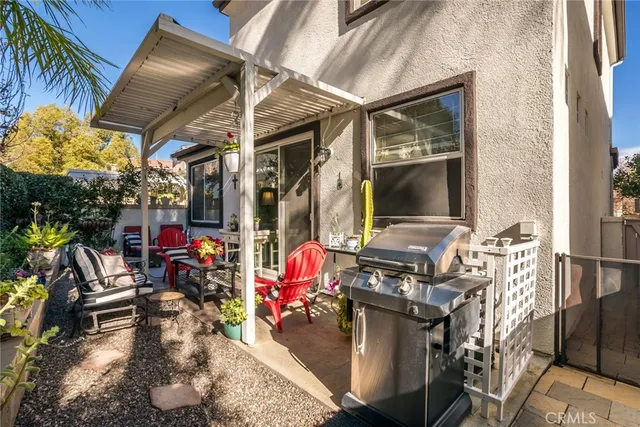 $635,000 | 27839 Skycrest Cir Drive, Unit 9, Valencia, CA 91354