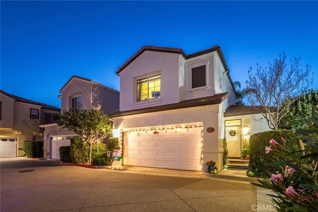 $635,000 | 27839 Skycrest Cir Drive, Unit 9, Valencia, CA 91354