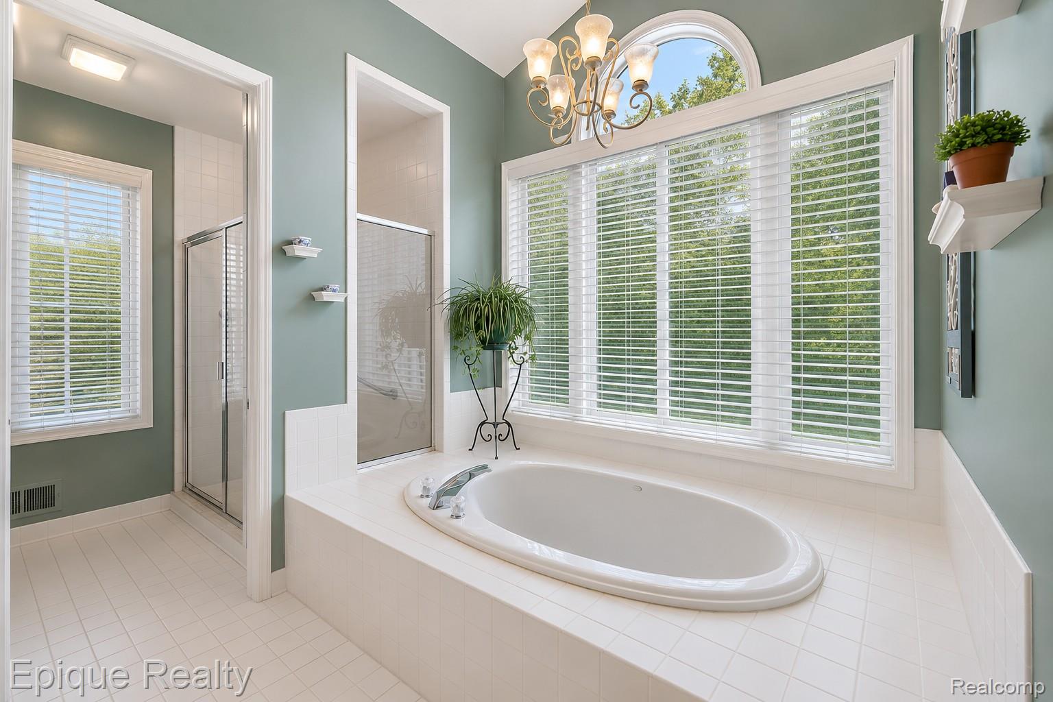 5675 Golf Pointe Drive Clarkston, MI 48348 - Photo 30 of 80 10.jpeg