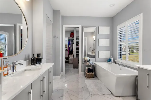 $840,000 | 492 Adams View Lane, Auburndale, FL 33823