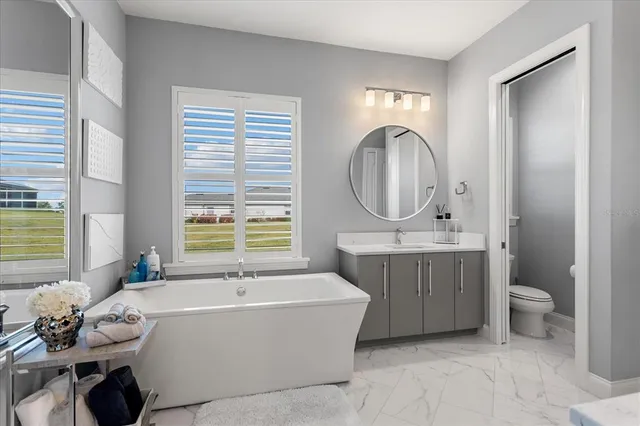 $840,000 | 492 Adams View Lane, Auburndale, FL 33823