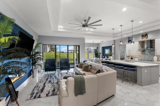 $840,000 | 492 Adams View Lane, Auburndale, FL 33823