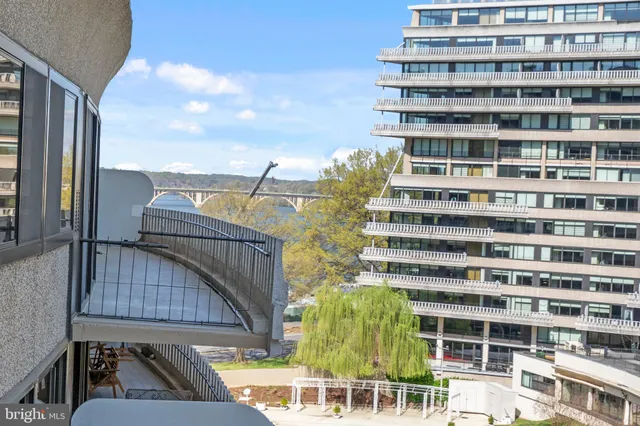 $415,000 | 700 New Hampshire Avenue Northwest, Unit 712, Washington, DC 20037