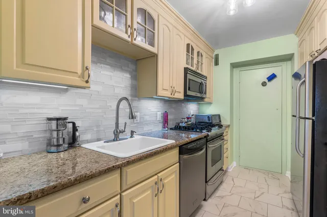 $415,000 | 700 New Hampshire Avenue Northwest, Unit 712, Washington, DC 20037